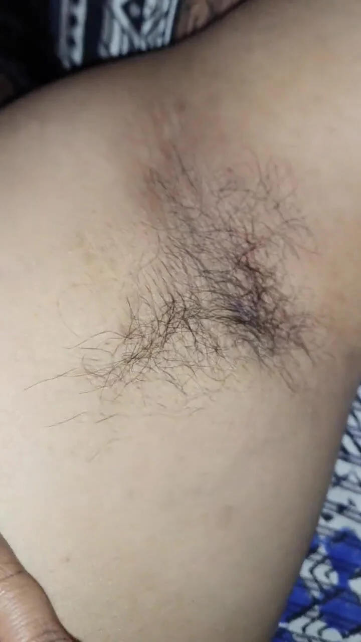 Bhabhi hairy armpits smells erotic. - HairyErotica